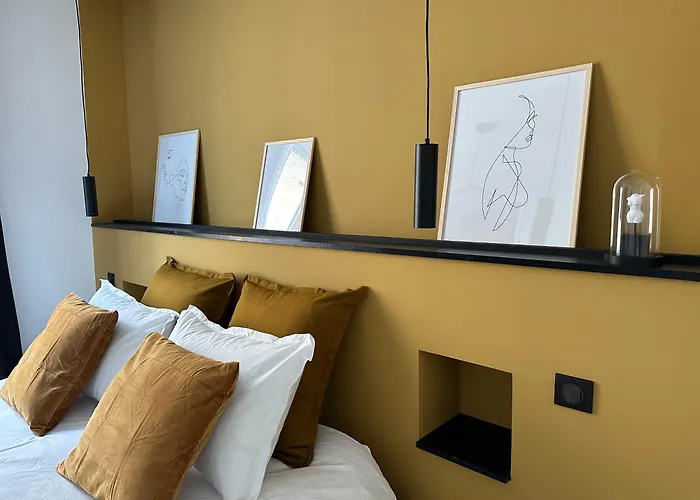 La Place D'henri, Centre * Rouen