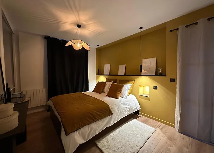 Apartment La Place D'henri, Centre *