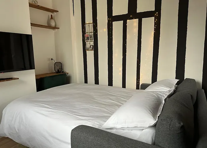 La Place D'henri, Centre * Rouen